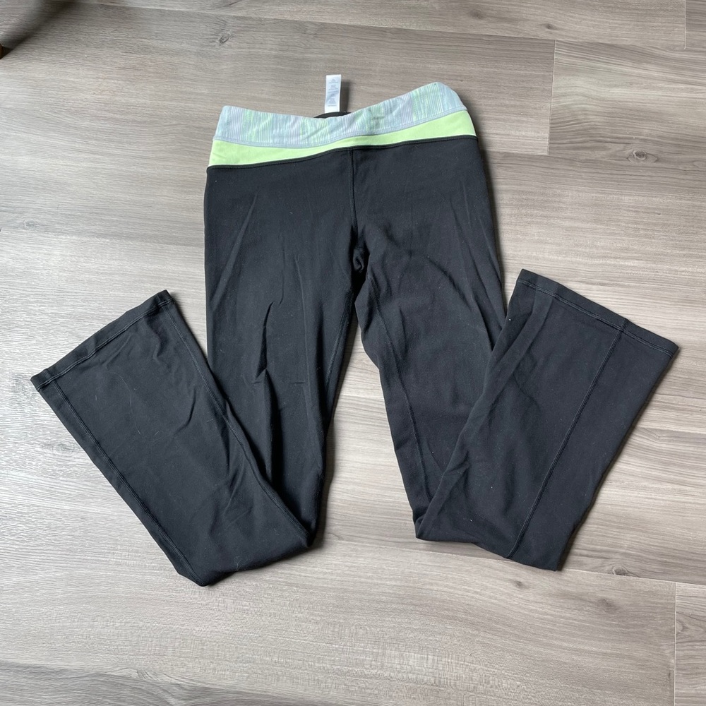Ivivva by lululemon yoga pants